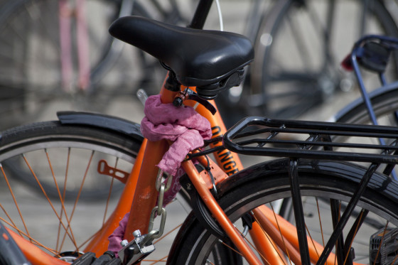 A chain lock on a Dutch bike.