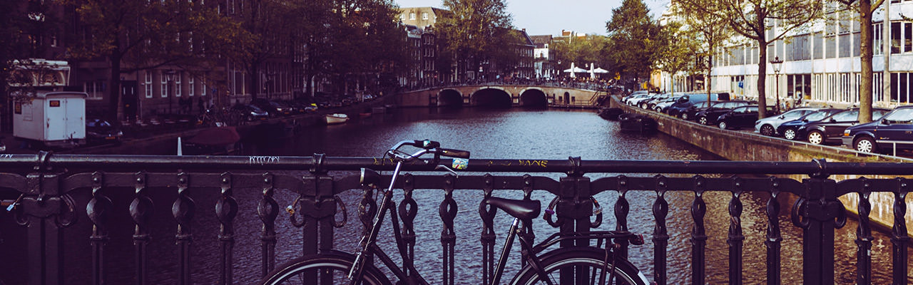 De Zwaan Windmill along the Amstel River